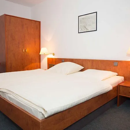 Hotel Zur Stemmer Post-3